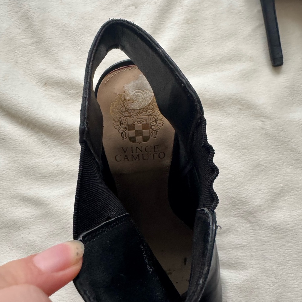 Vince Camuto heels - Picture 6 of 13